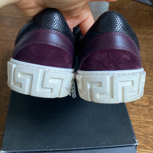 Mens Versace sneakers - Picture 4 of 7